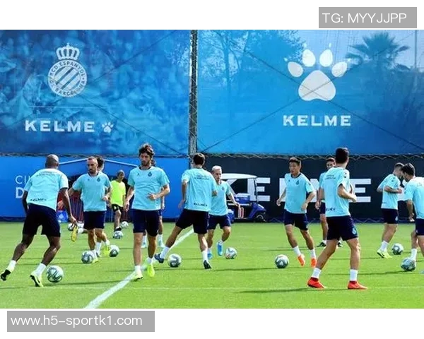 阿劳霍连续五次随队训练状态回暖但仍缺席对西班牙人的比赛